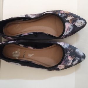 Floral flats